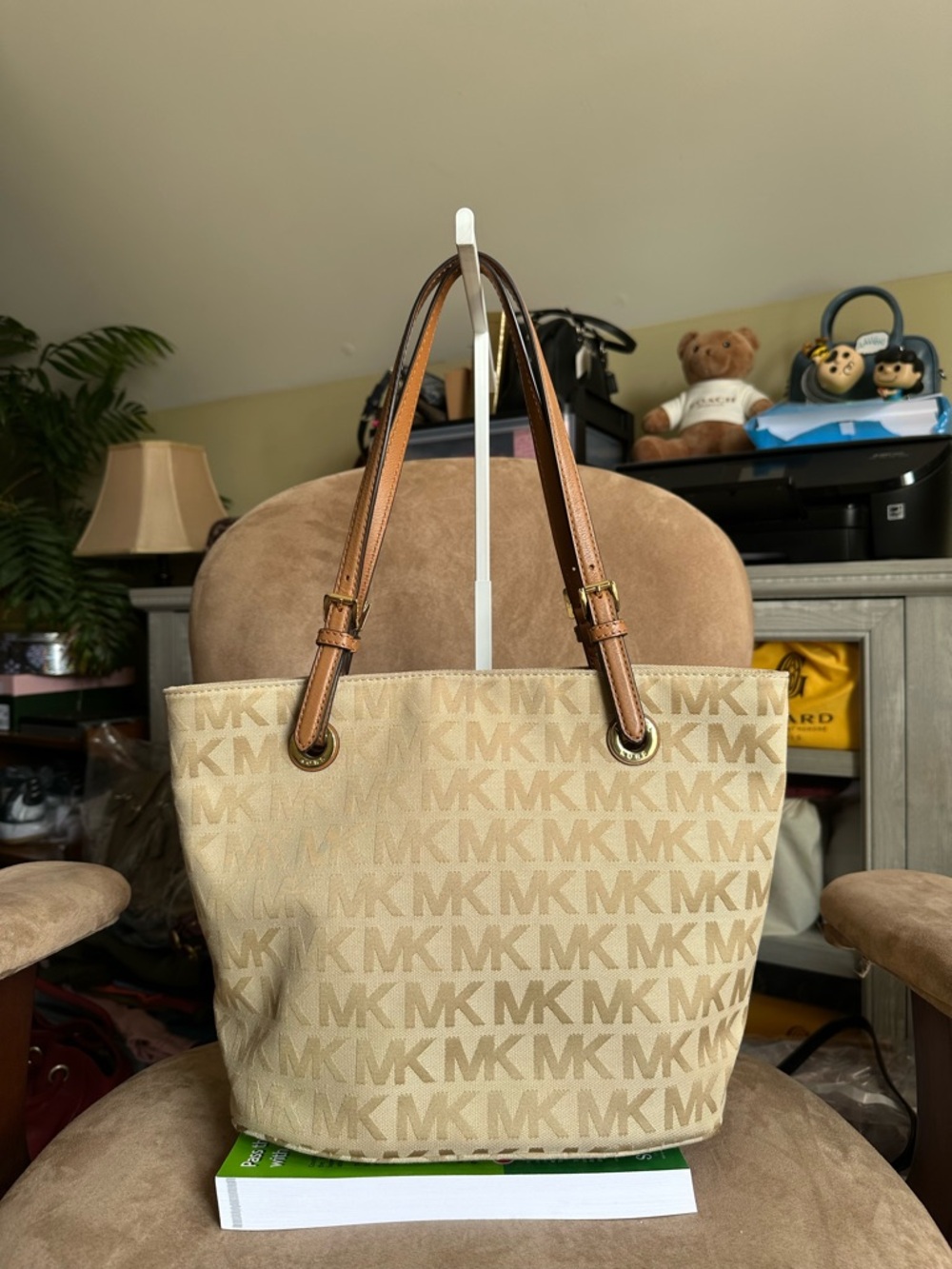#94. Michael Kors Signature Canvas with Leather Strap Tote Bag Good Condition